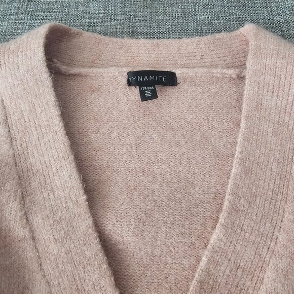 Cardigan - Picture 2 of 4